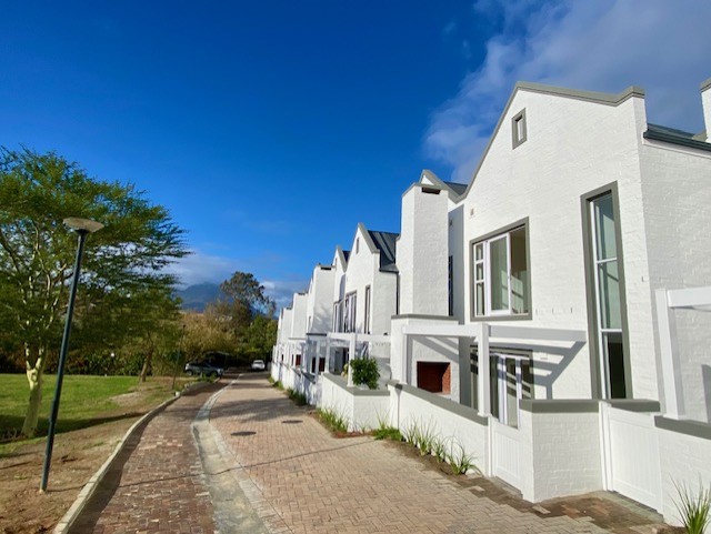 3 Bedroom Property for Sale in Gevonden Estate Western Cape